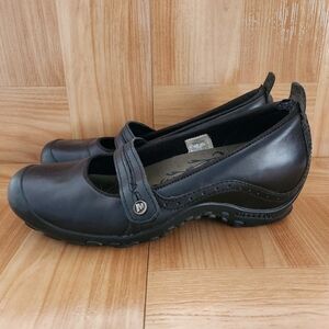 Merrell Black Slip On Shoes Women's  Size 7.5